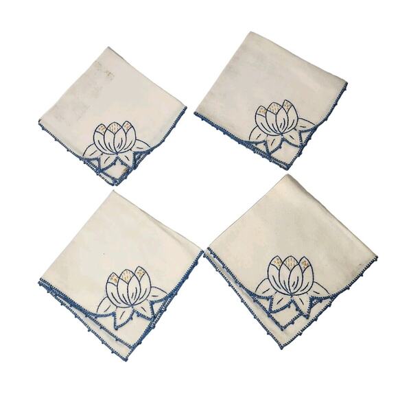 VTG 1970 EMBROIDERED NAPKIN SET 4 LOTUS FLOWER BLUE YELLOW HANKIE BRIDAL LINEN - Picture 1 of 7